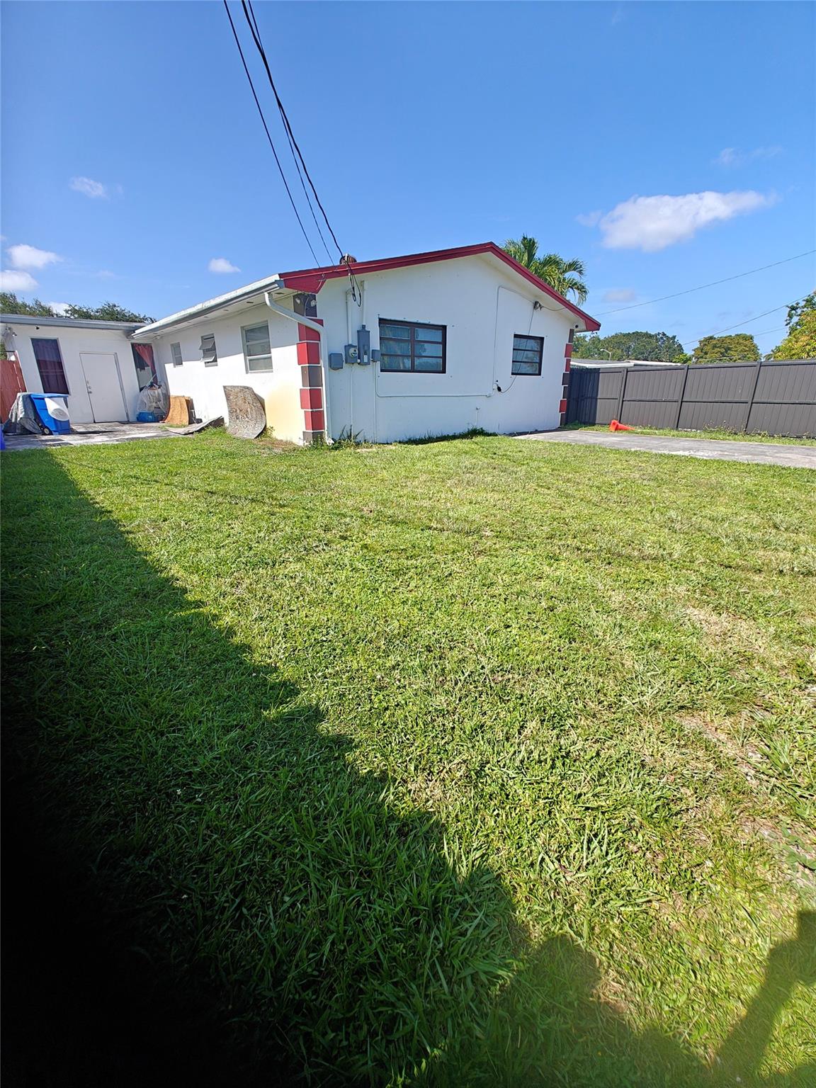 600 S 46th Ave