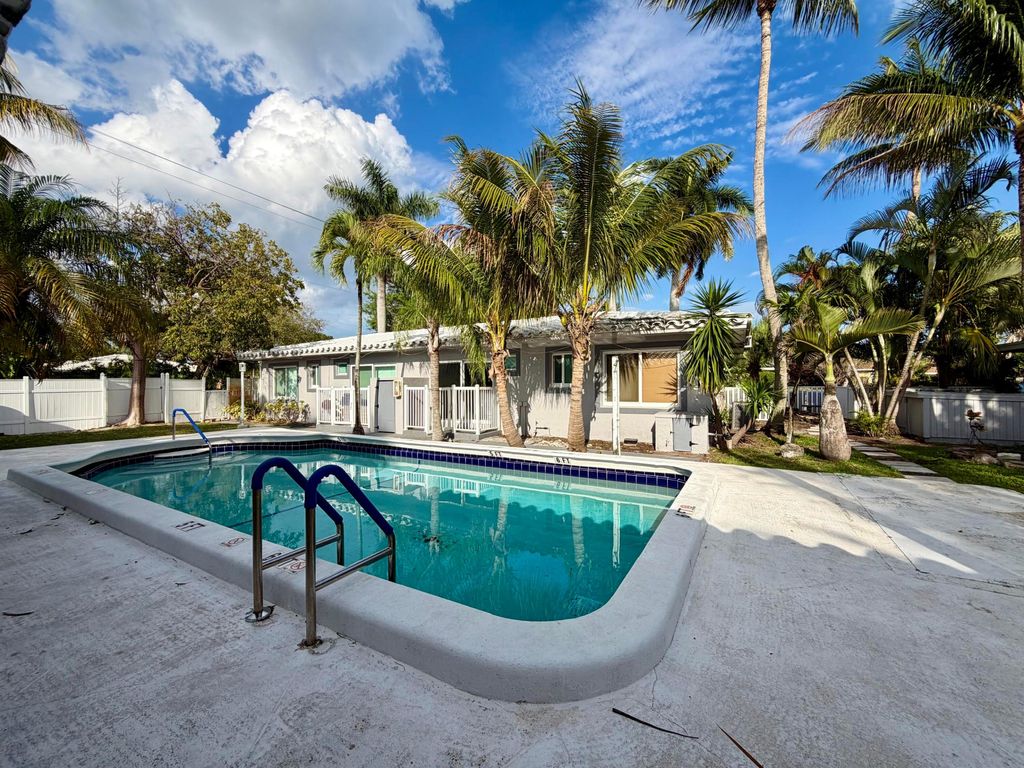 Photo of 1632 NE 12th Street, Fort Lauderdale, FL 33304 (MLS # B26003478)