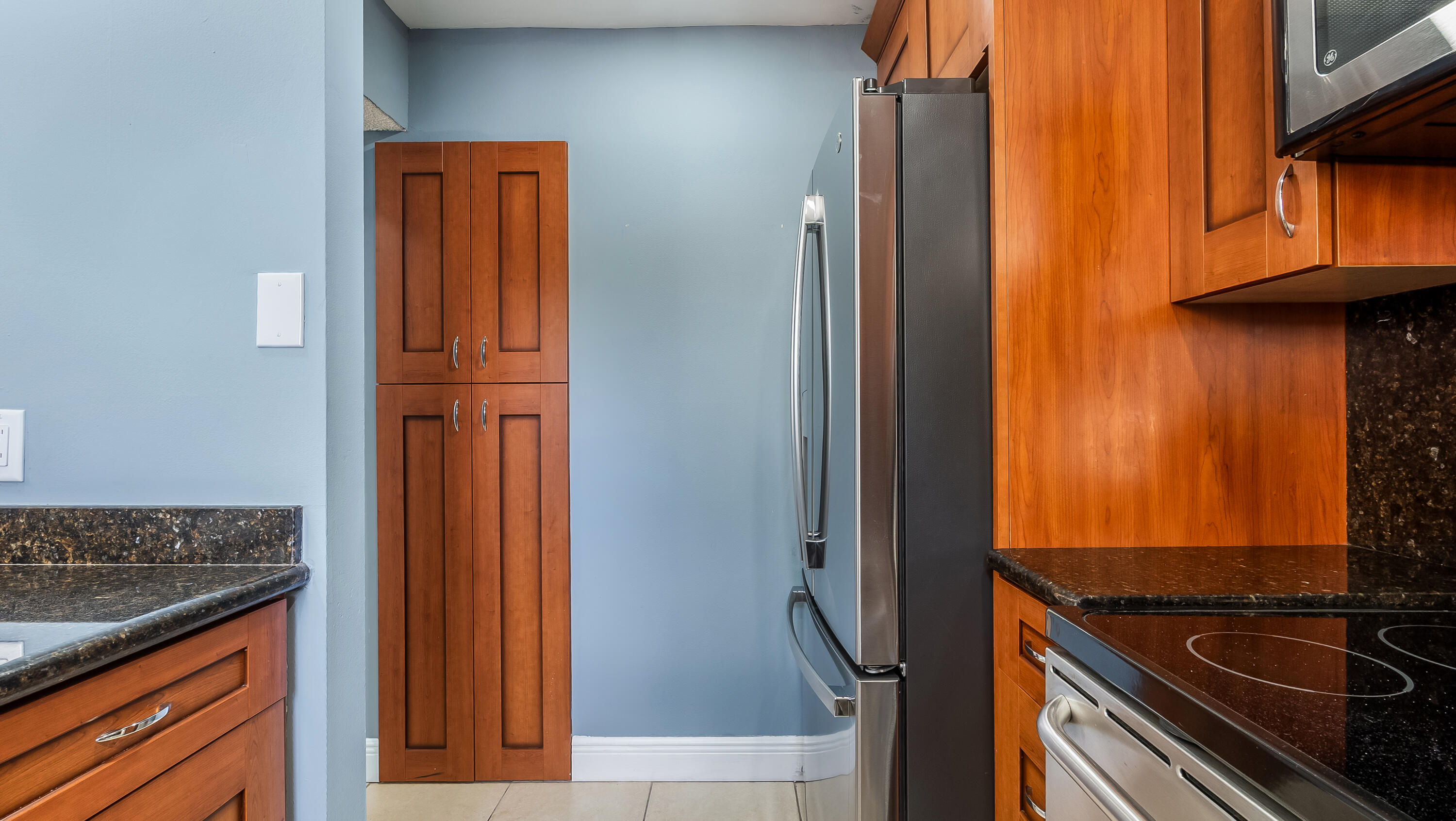 ARROWHEAD GOLF & TENNIS CLUB - Residential