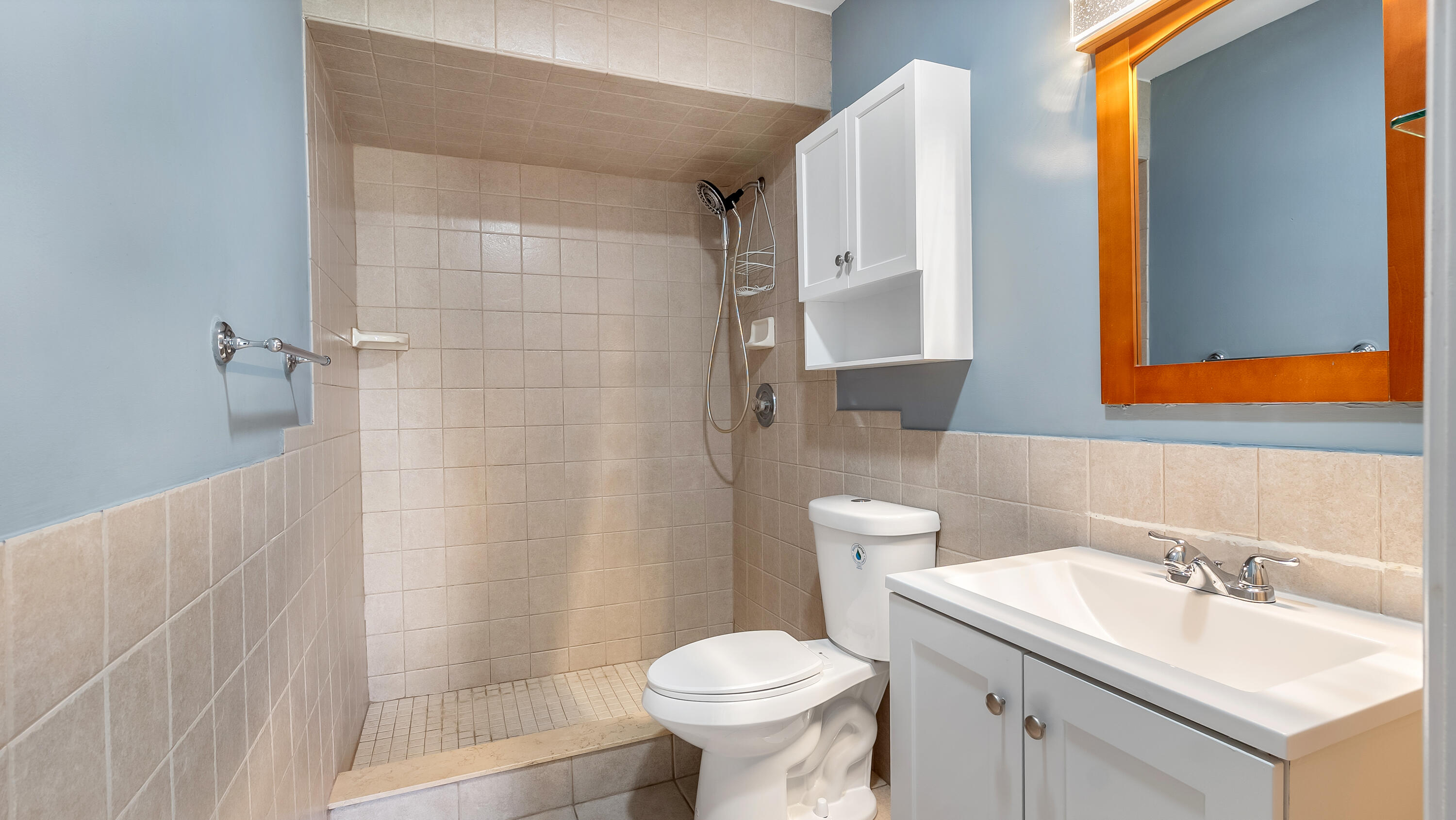 ARROWHEAD GOLF & TENNIS CLUB - Residential