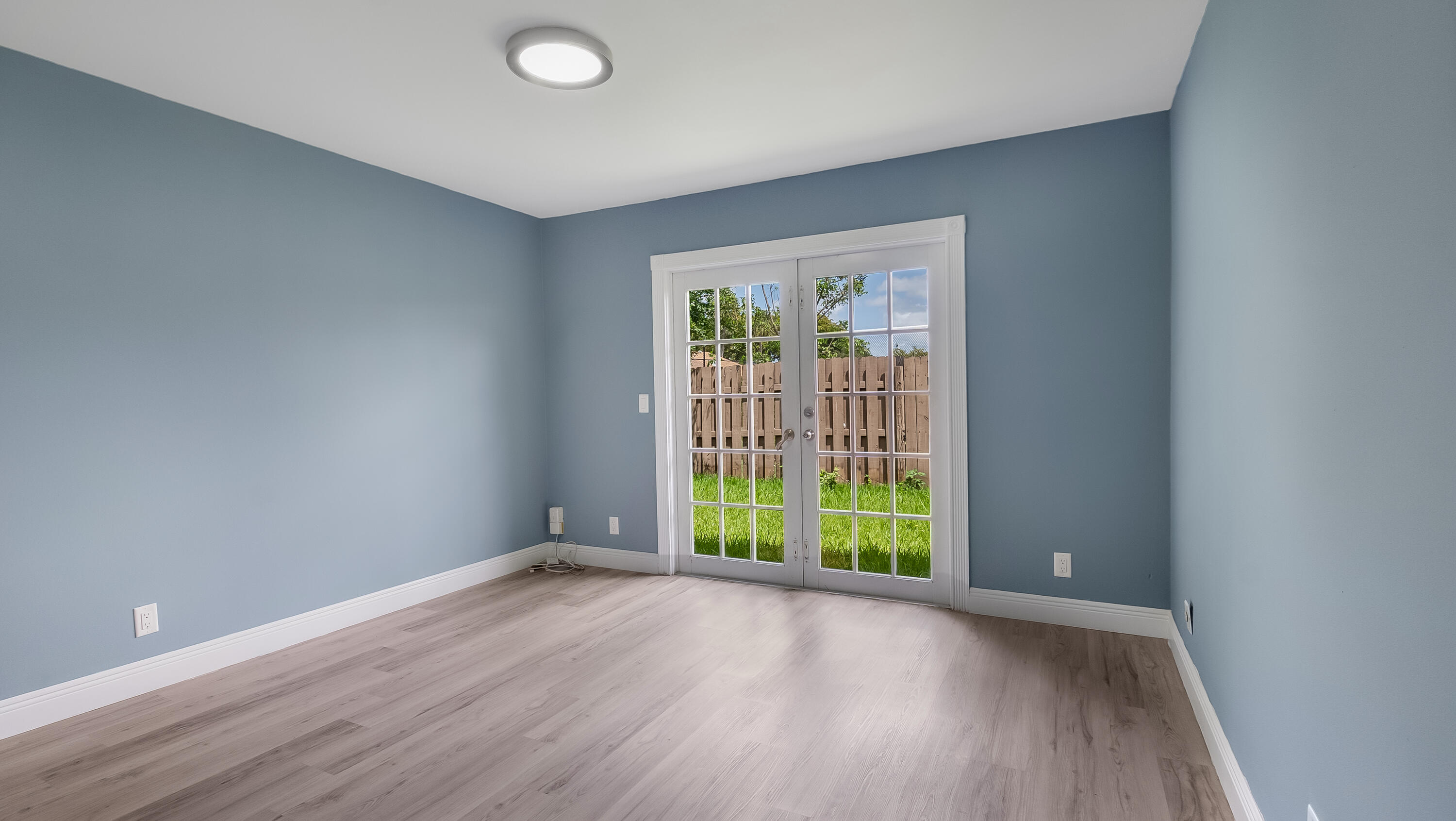 ARROWHEAD GOLF & TENNIS CLUB - Residential