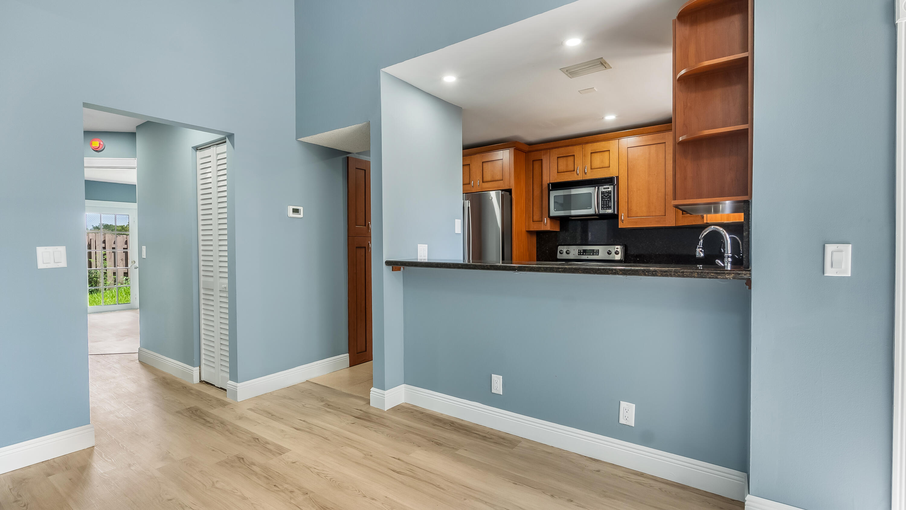 ARROWHEAD GOLF & TENNIS CLUB - Residential