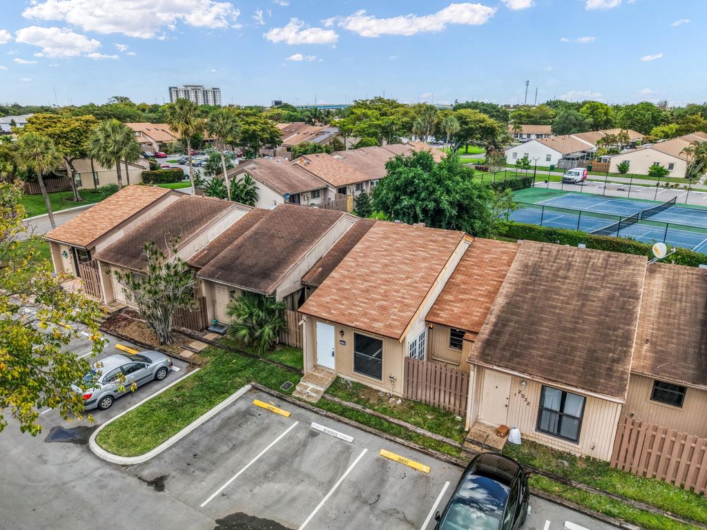 Photo of 2026 SW 81st Way, Davie, FL 33324 (MLS # B26020293)