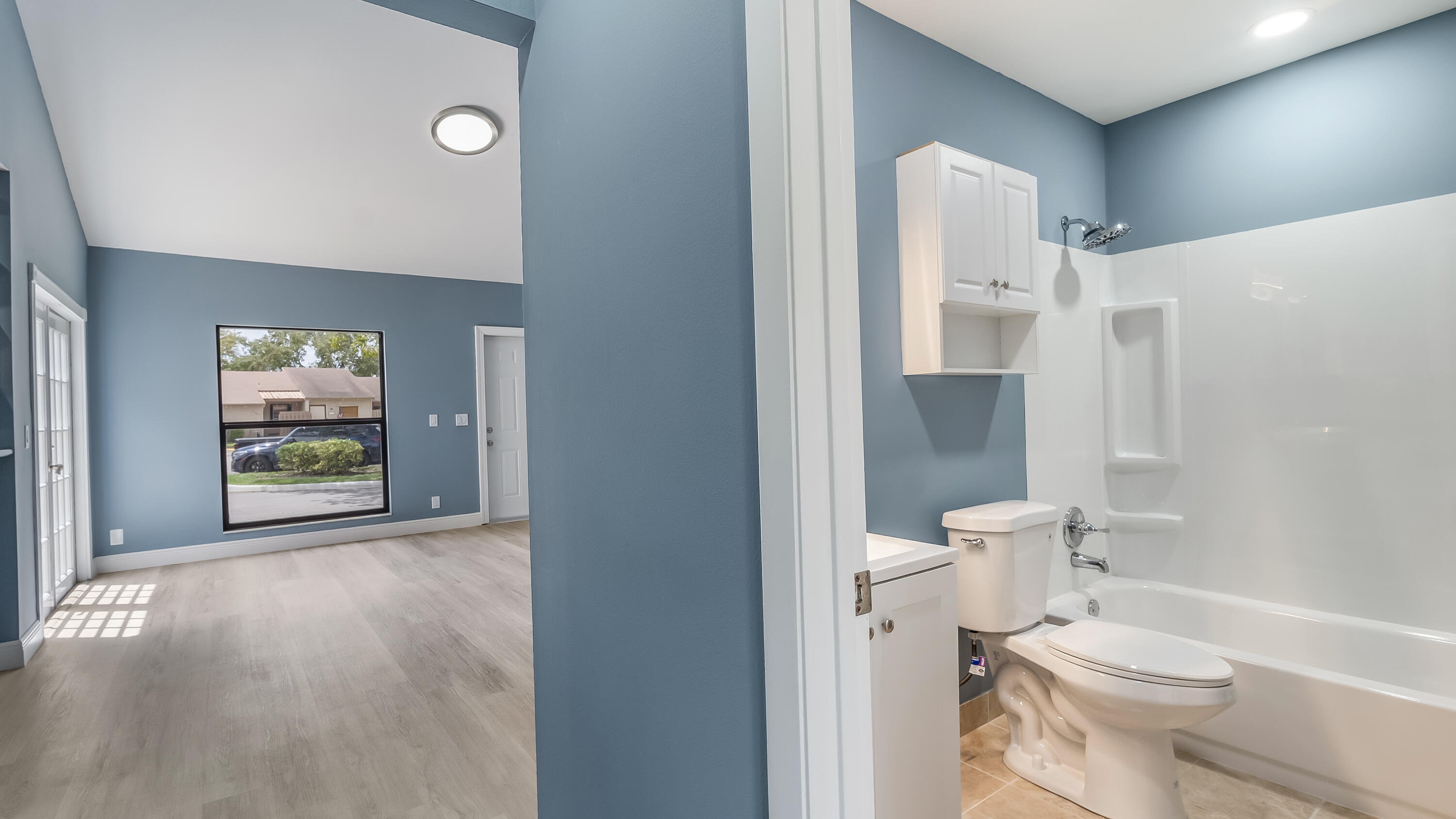 ARROWHEAD GOLF & TENNIS CLUB - Residential