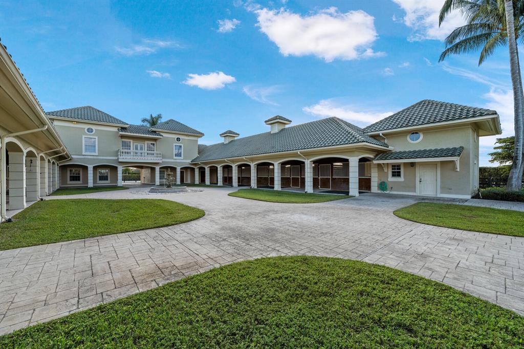 PALM BEACH POINT EAST - Residential