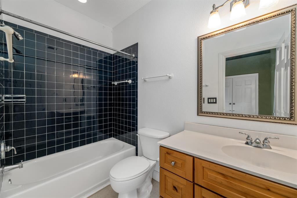 PALM BEACH POINT EAST - Residential