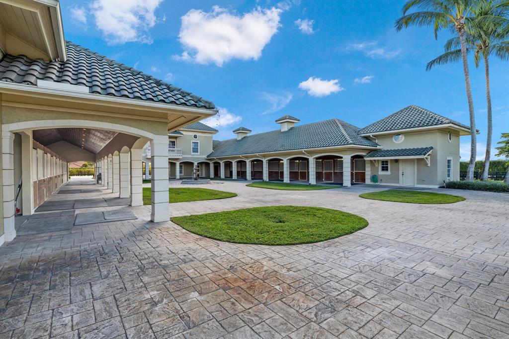 PALM BEACH POINT EAST - Residential