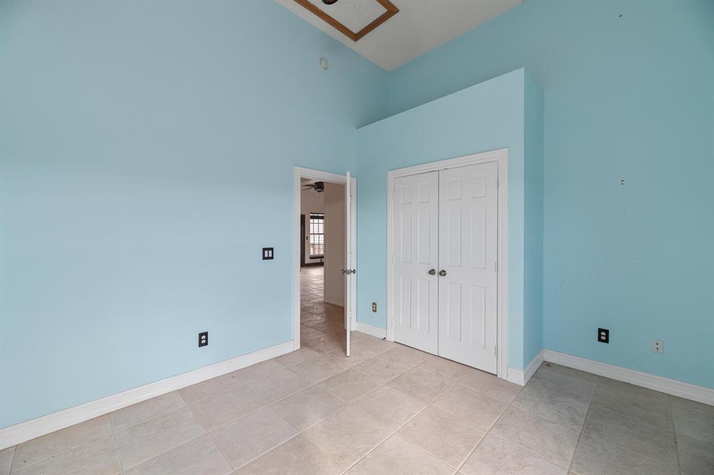 PALM BEACH POINT EAST - Residential