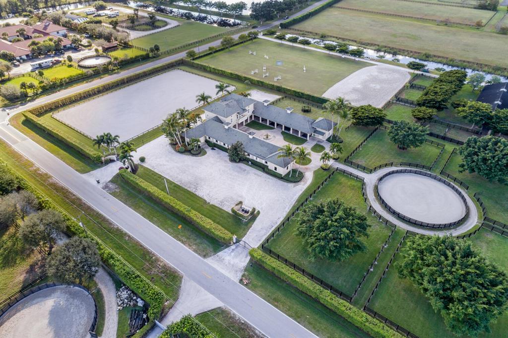 PALM BEACH POINT EAST - Residential