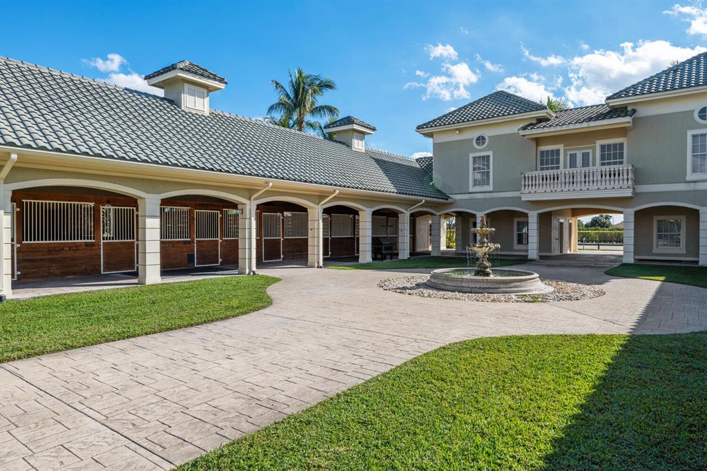 PALM BEACH POINT EAST - Residential