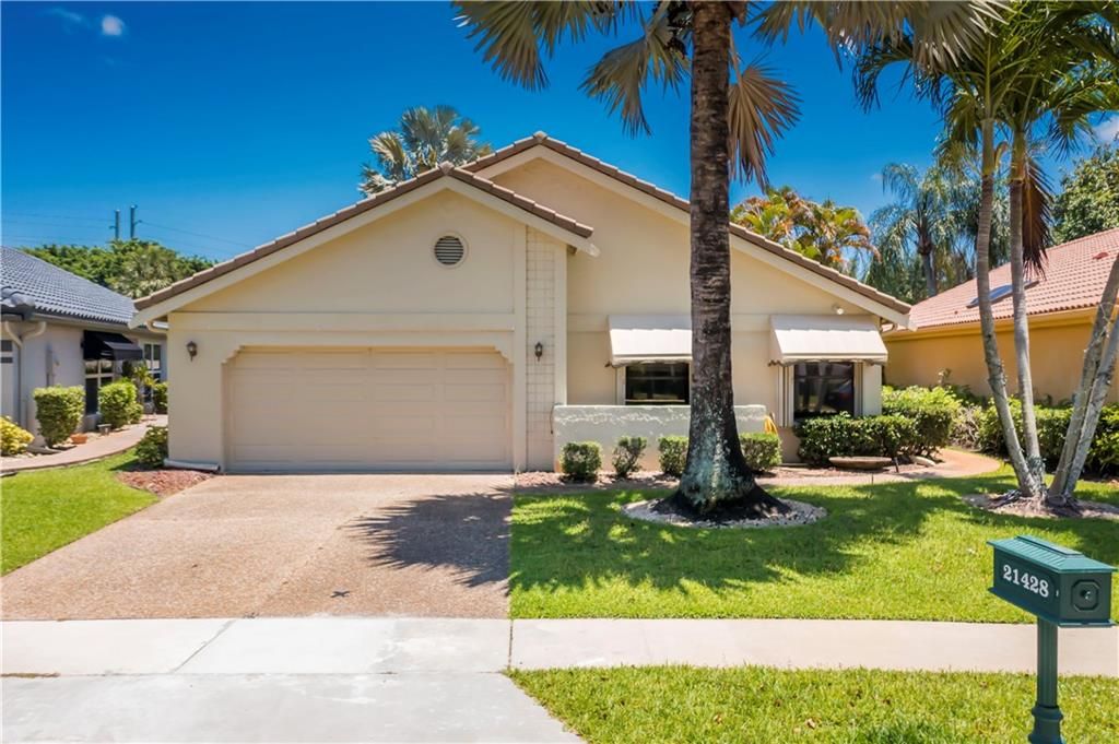 Photo of 21428 Bridge View Drive, Boca Raton, FL 33428 (MLS # F10285271)