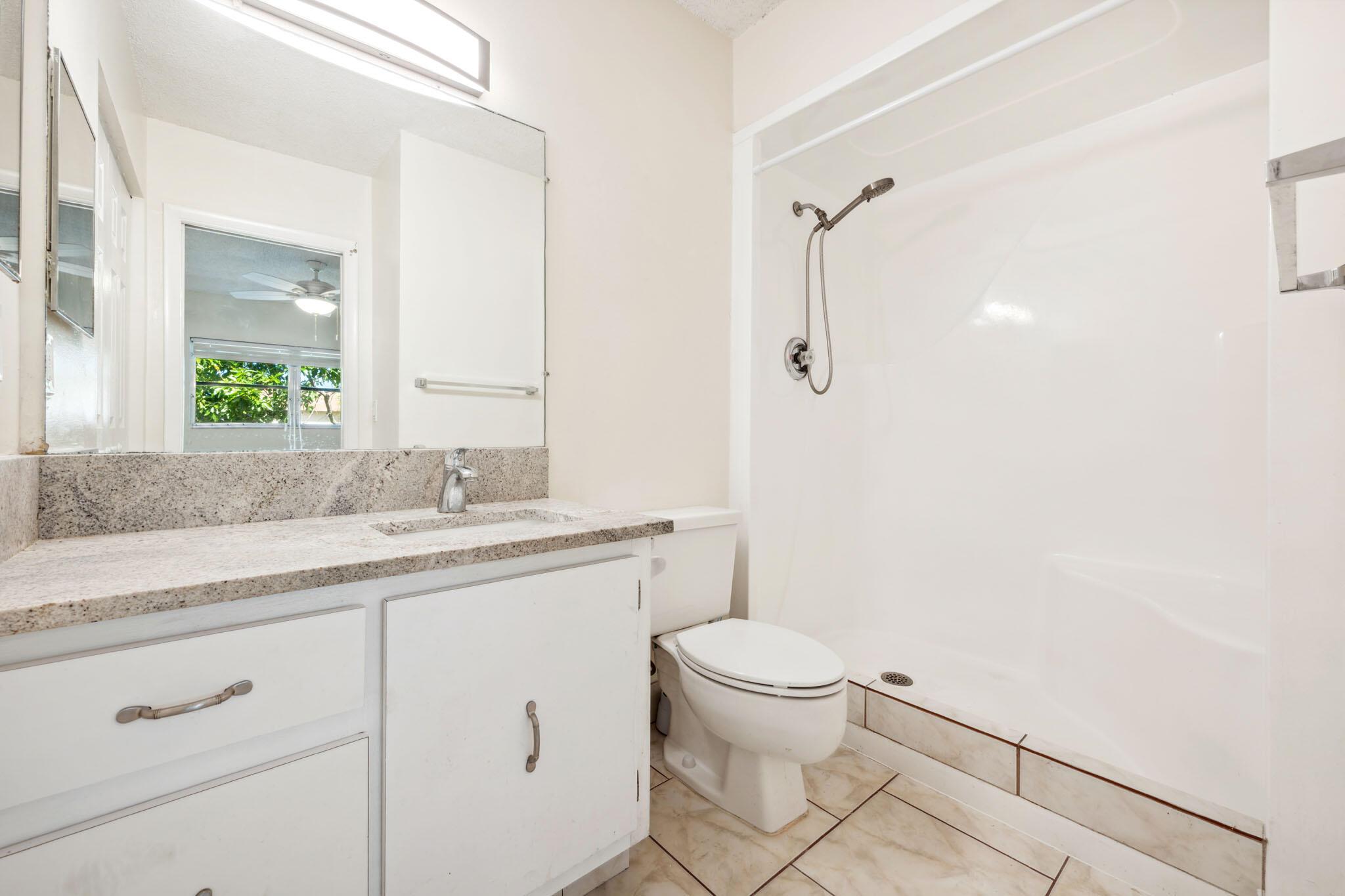 NORTH PALM BEACH VILLAGE - Residential Lease