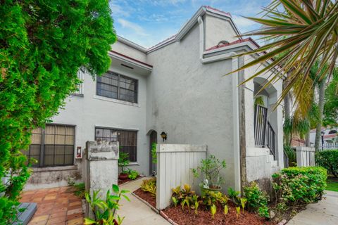 11964 NW 11th Street 11964 Pembroke Pines FL 33026