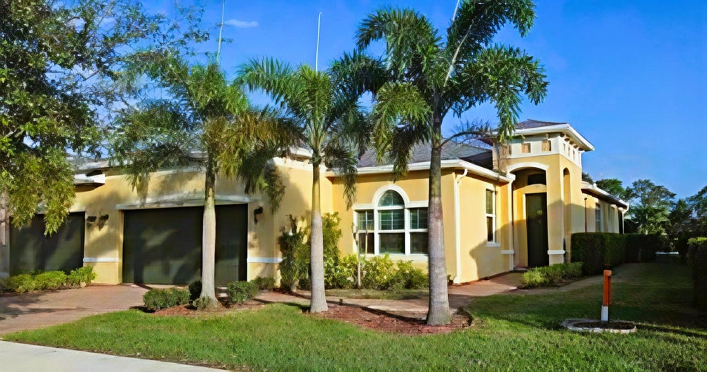 Photo of 12844 SW Lake Fern Circle, Port Saint Lucie, FL 34987 (MLS # R11090497)