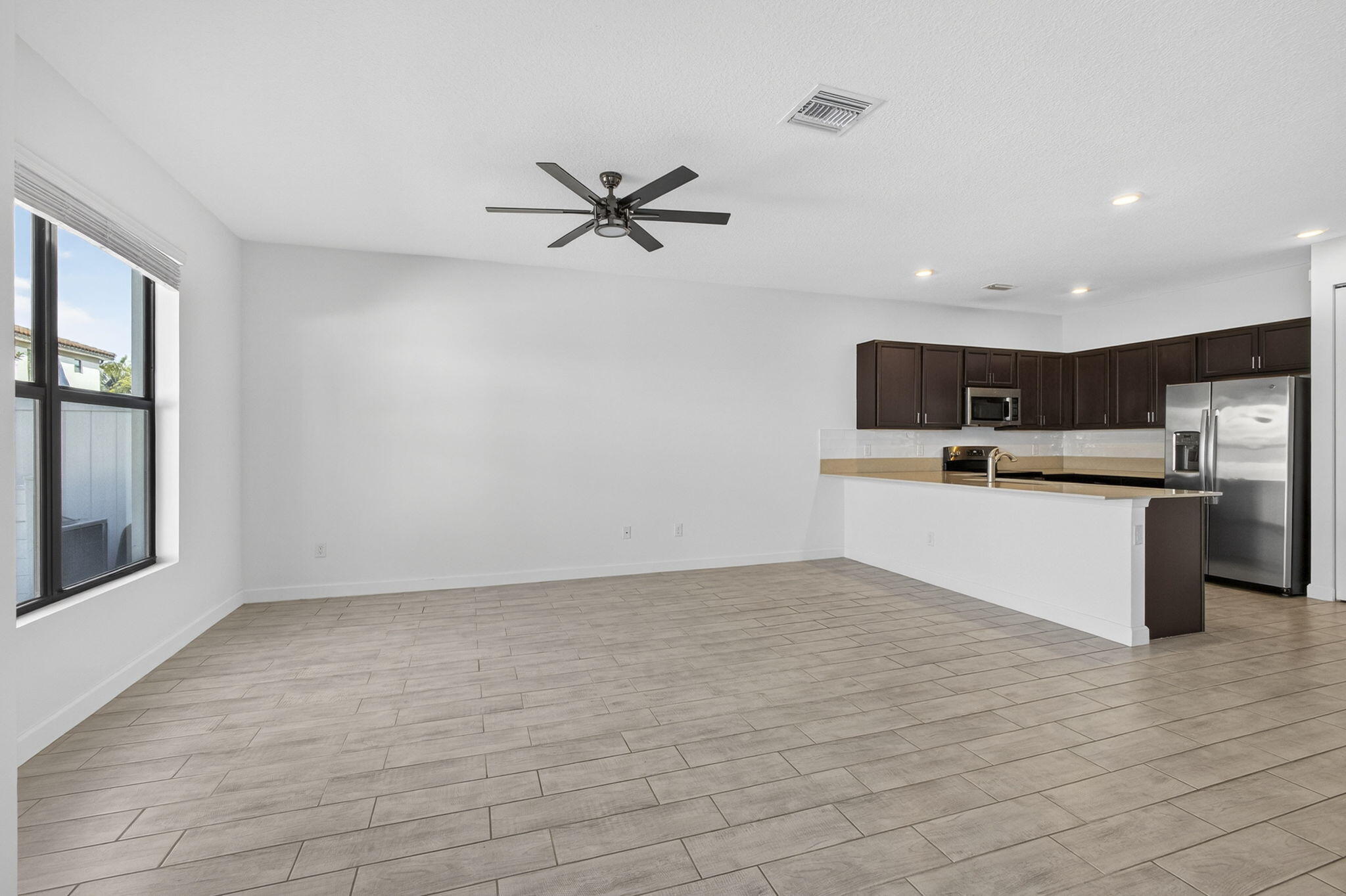 MEDITERRANEA - Residential Lease