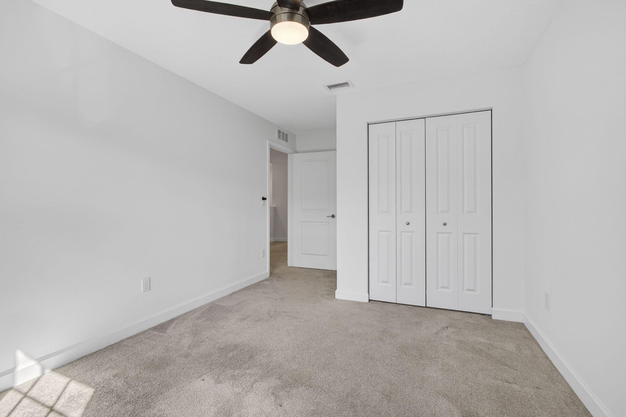 MEDITERRANEA - Residential Lease