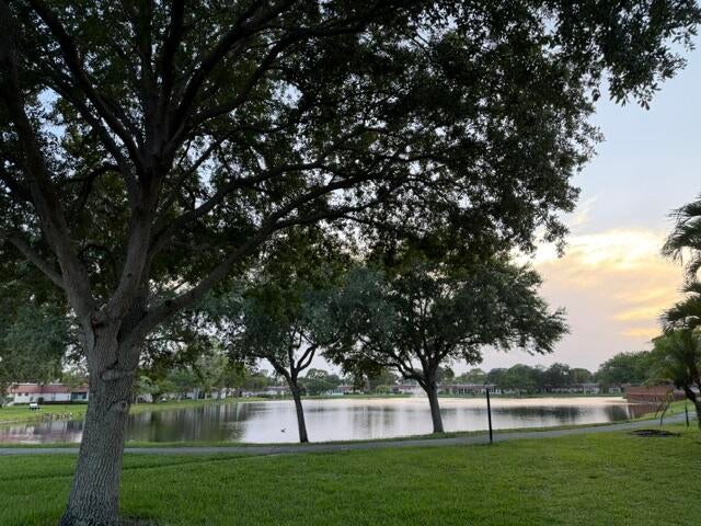 Photo of 542 Franconia Circle, Lake Worth, FL 33467 (MLS # B26046667)