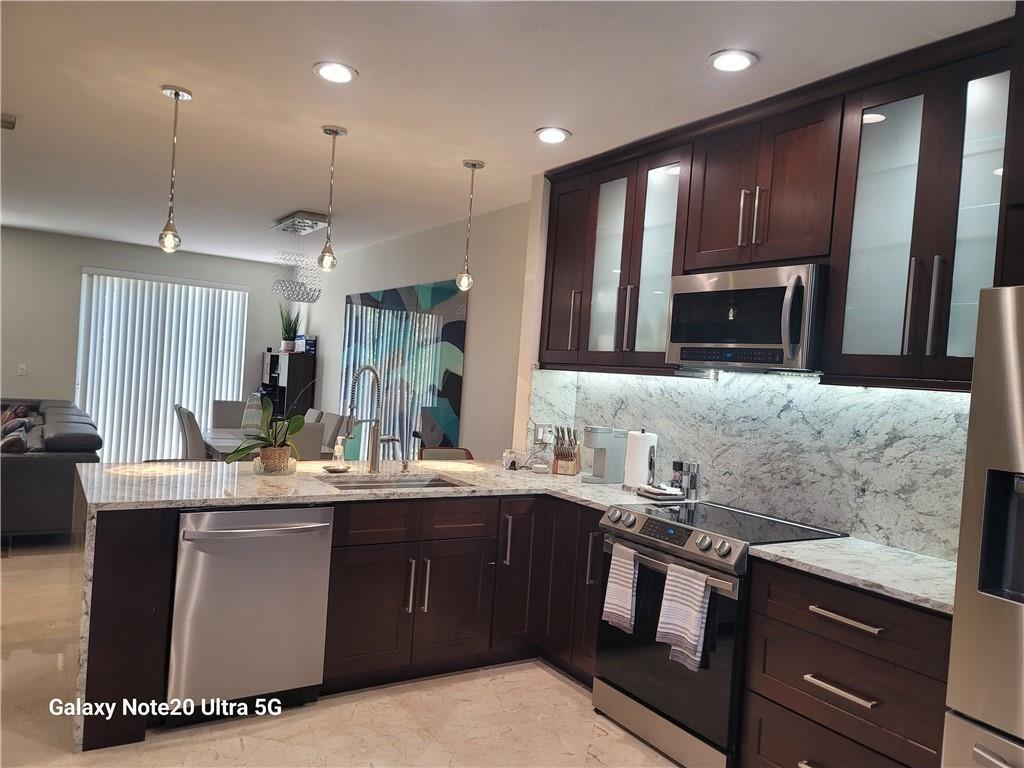 Darlington Park 176-94 B - Residential Lease