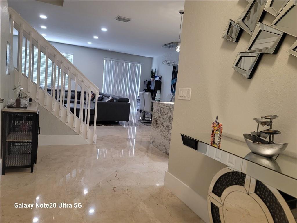 Darlington Park 176-94 B - Residential Lease