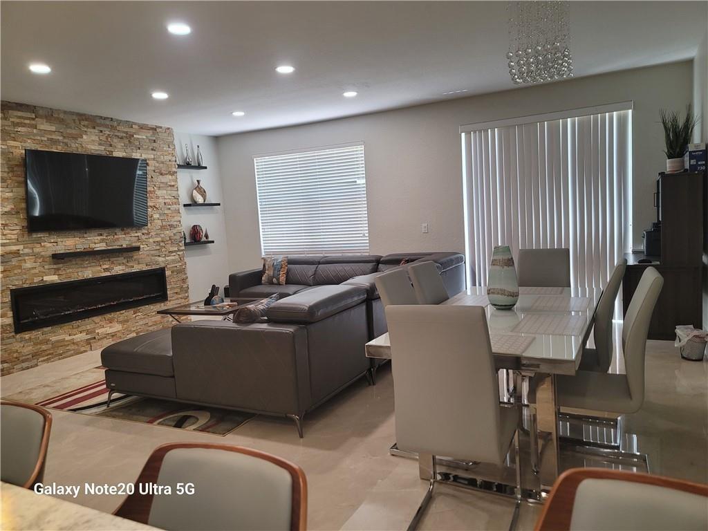 Darlington Park 176-94 B - Residential Lease