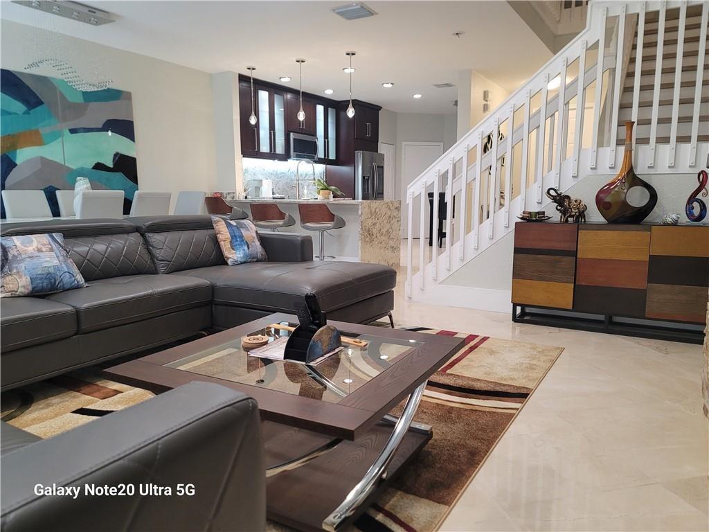 Darlington Park 176-94 B - Residential Lease