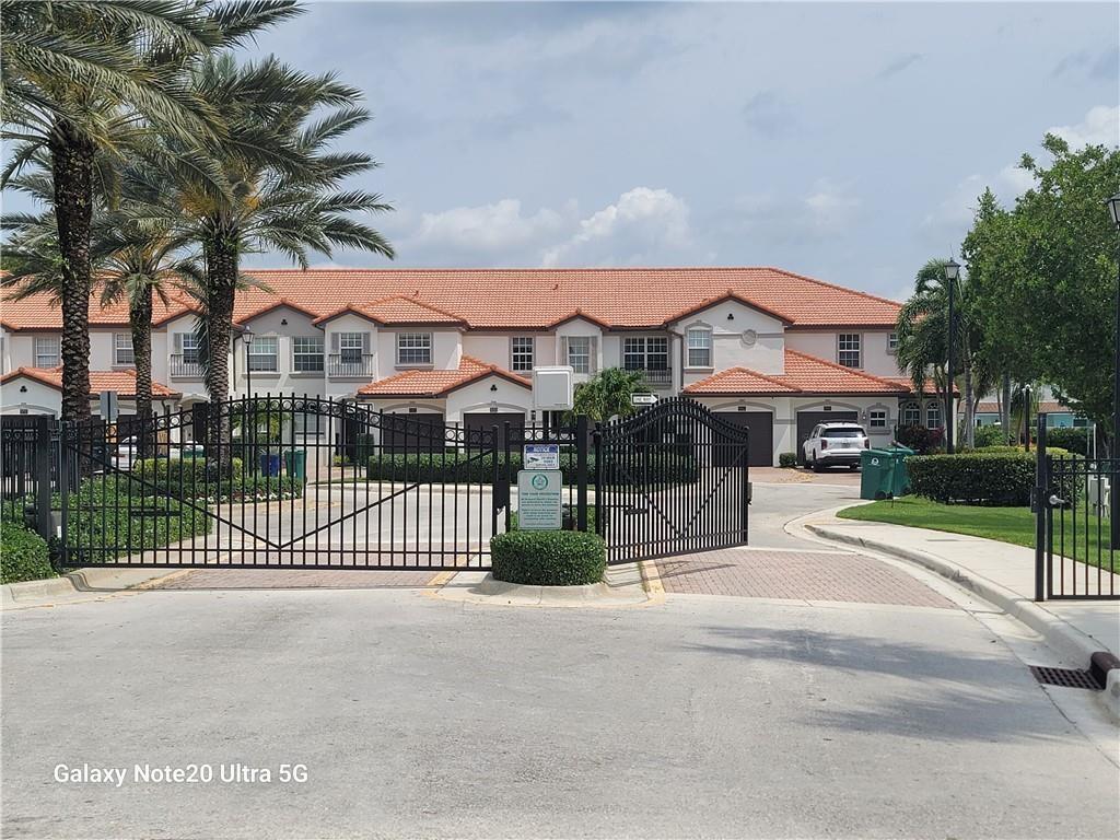 Darlington Park 176-94 B - Residential Lease