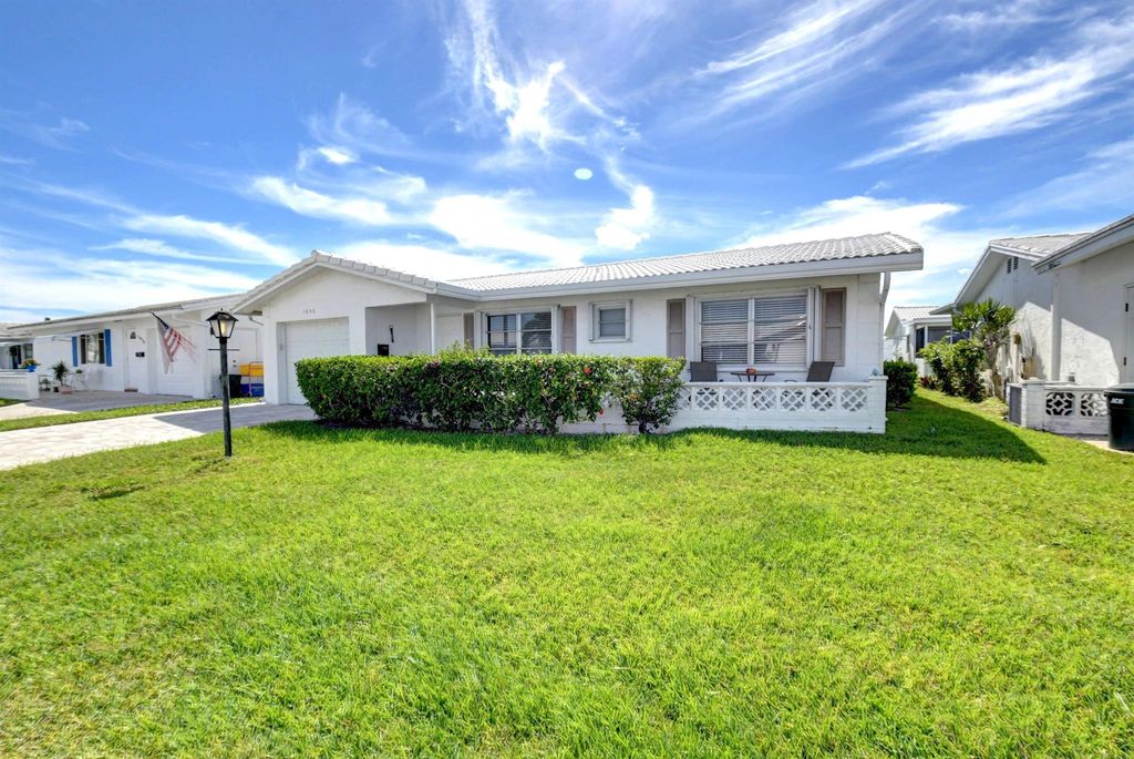 Photo of 1830 SW 17th Street, Boynton Beach, FL 33426 (MLS # R10928311)