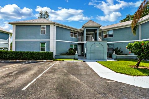 Property photo of 3296 Se Aster Lane, Stuart, FL 34994