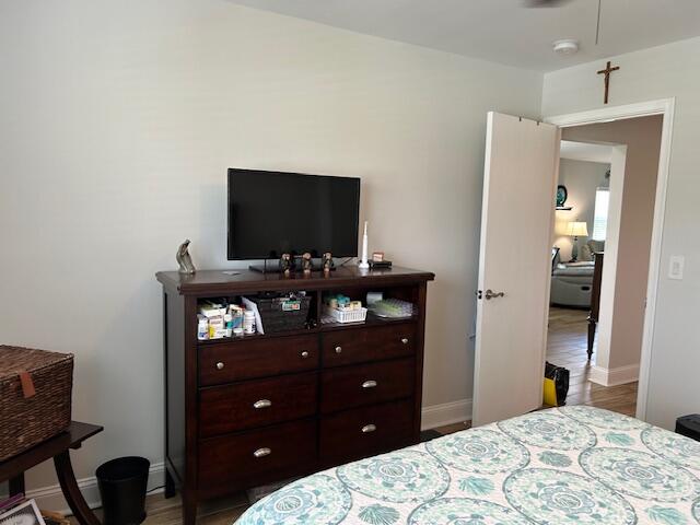 CYPRESS LAKES - Residential