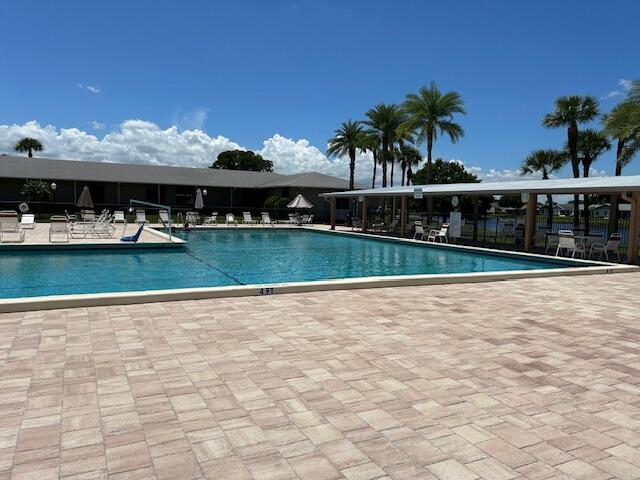 CYPRESS LAKES - Residential