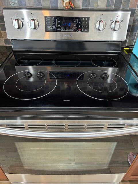 CYPRESS LAKES - Residential