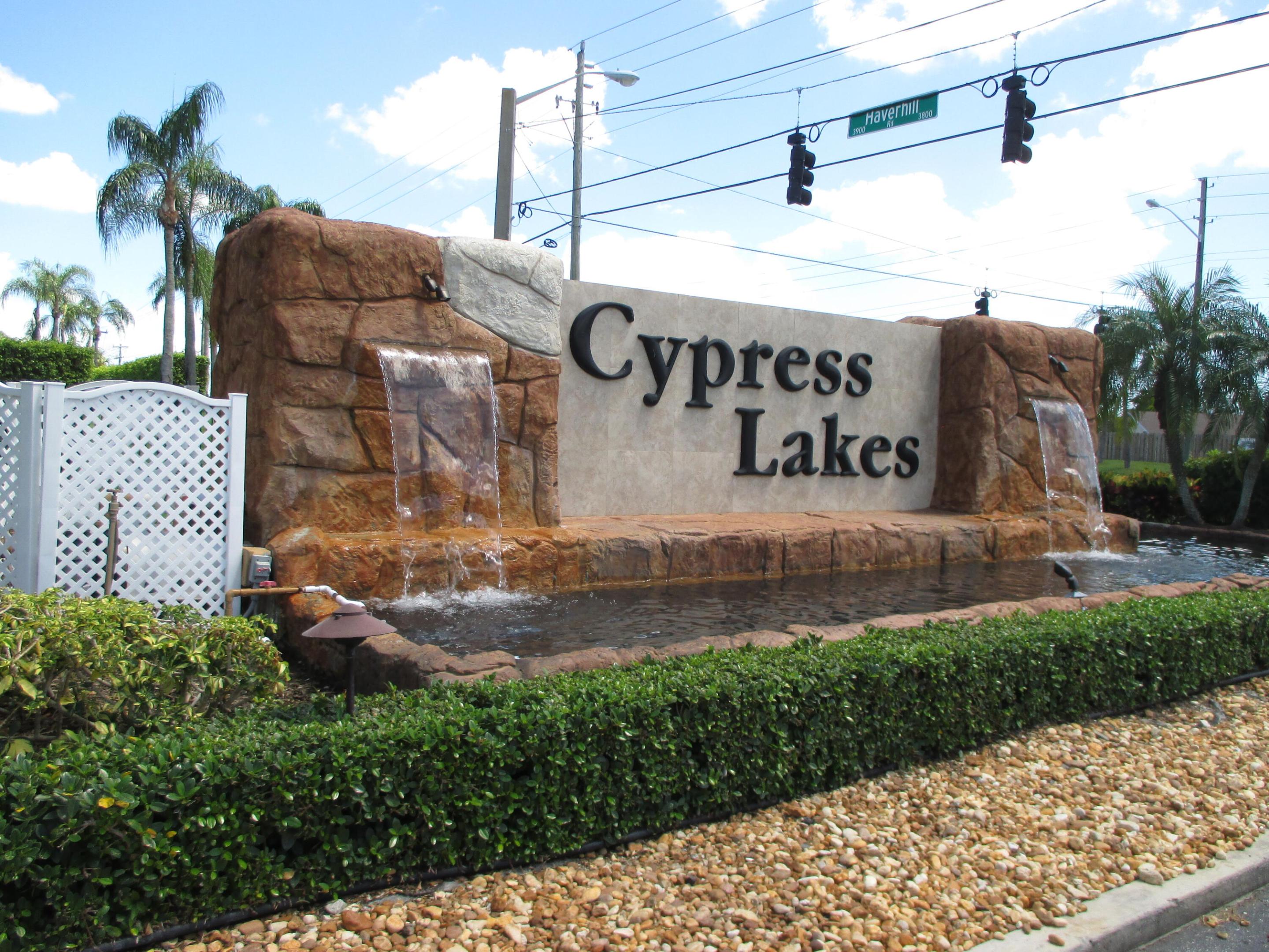 CYPRESS LAKES - Residential