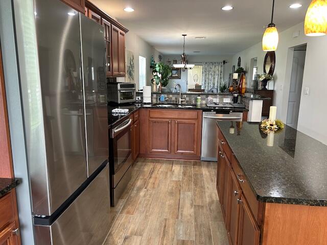 CYPRESS LAKES - Residential