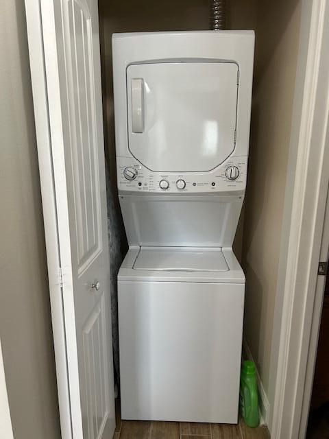 CYPRESS LAKES - Residential