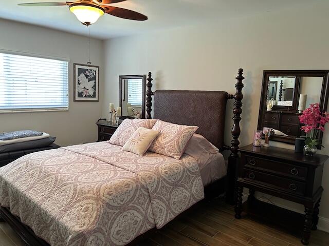 CYPRESS LAKES - Residential