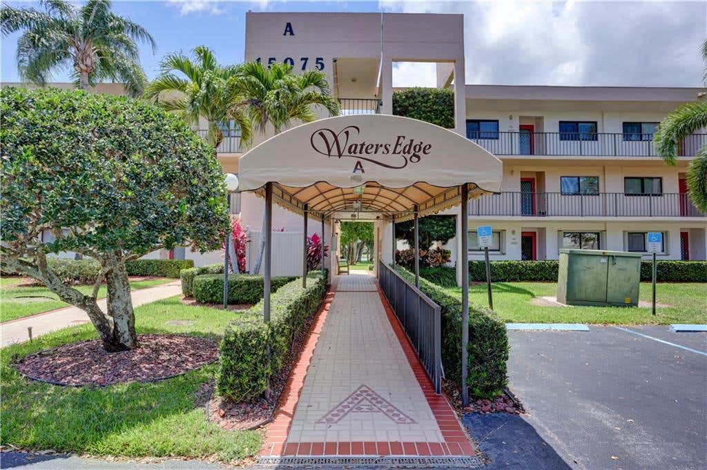 Photo of 15075 Witney Rd #107, Delray Beach, FL 33484 (MLS # F10380220)