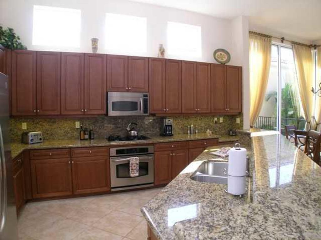 Photo of 285 Porto Vecchio Way, Palm Beach Gardens, FL 33418 (MLS # R11015779)