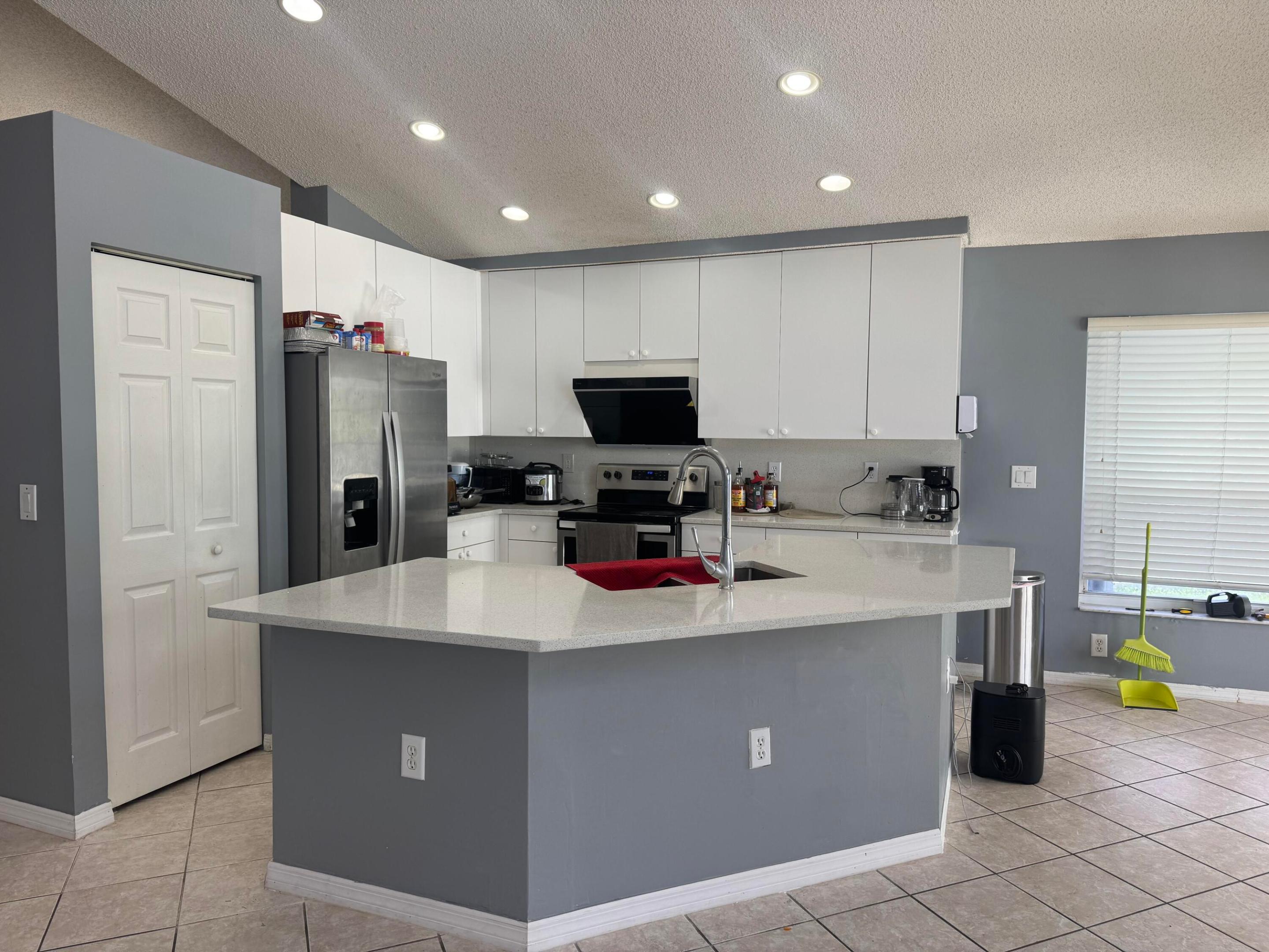 PEMBROKE FALLS PHASE 6 - Residential