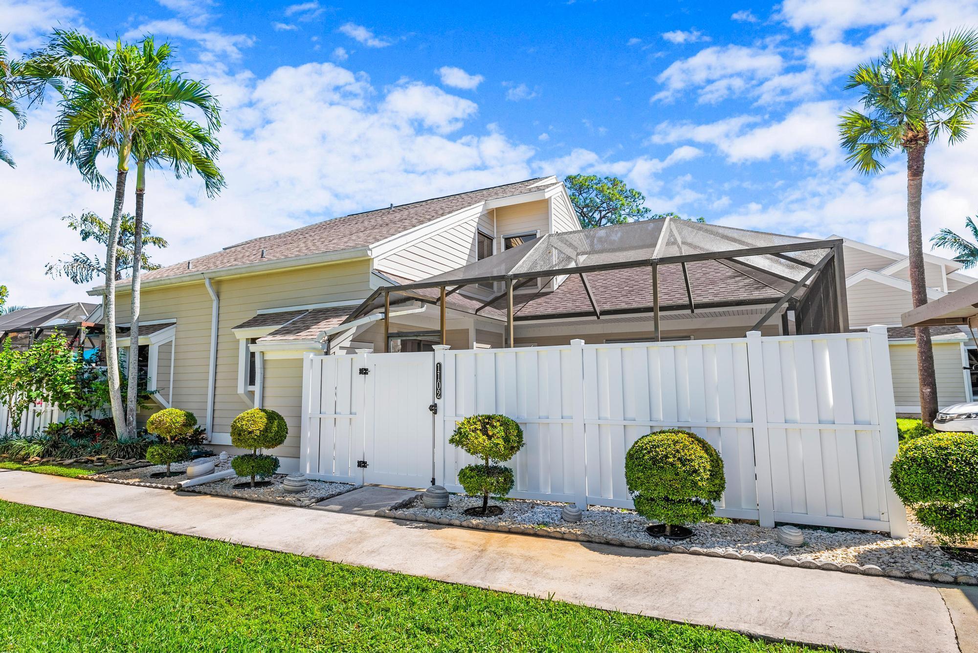View Jupiter, FL 33458 townhome