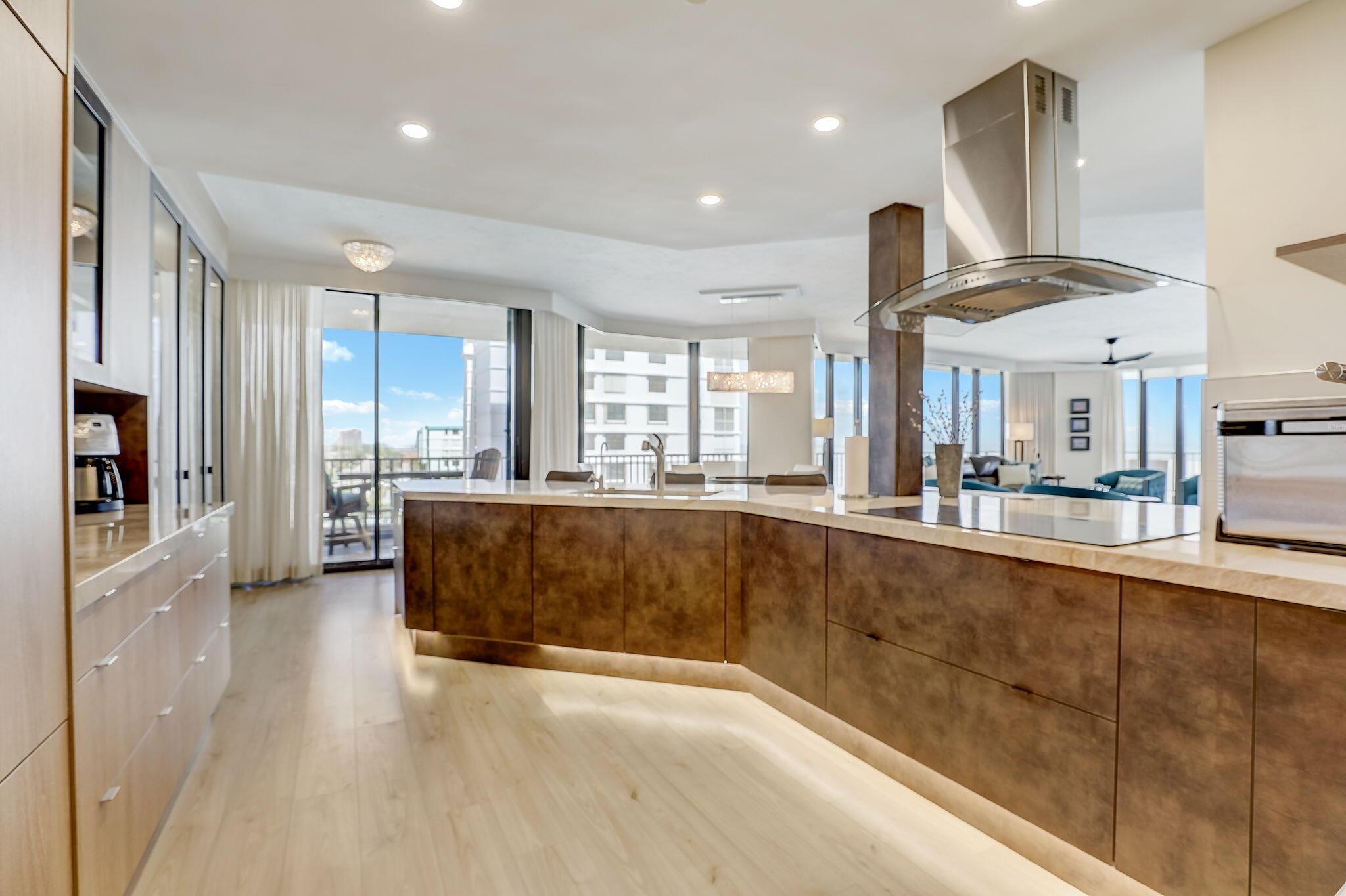 WATERFRONT ON THE OCEAN A - Residential