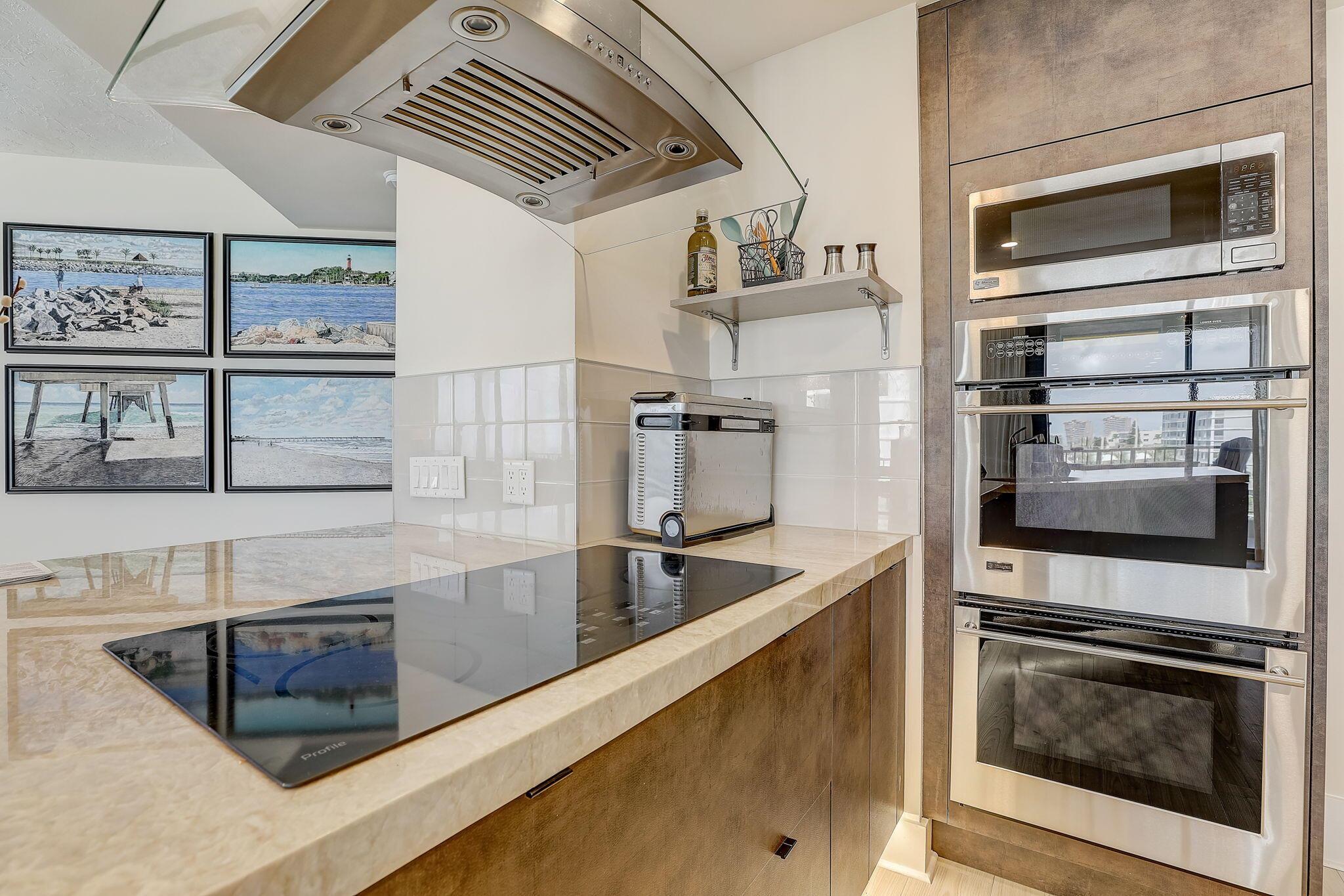 WATERFRONT ON THE OCEAN A - Residential