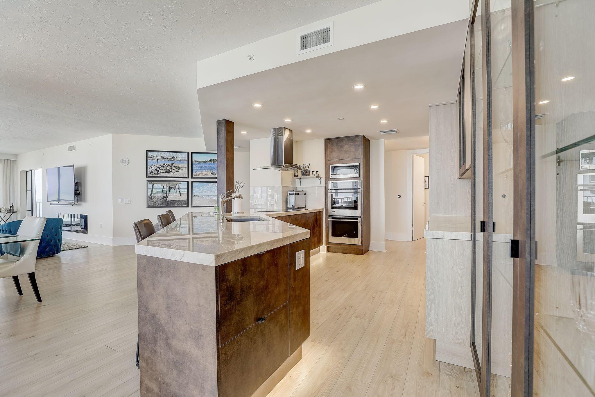 WATERFRONT ON THE OCEAN A - Residential