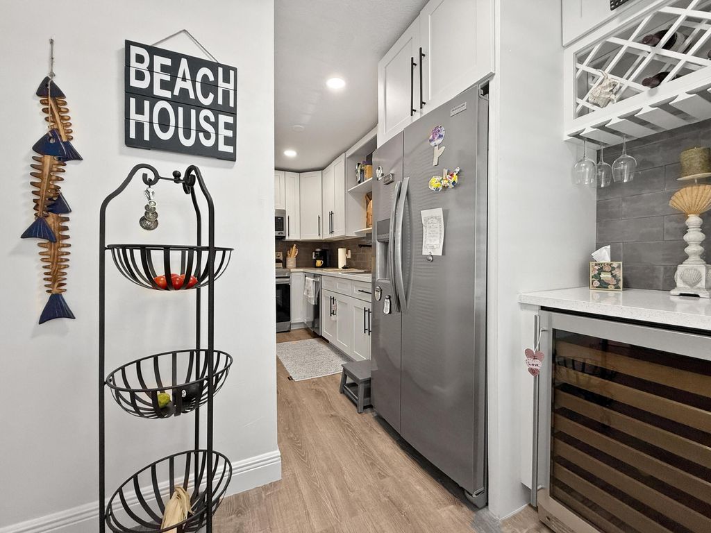 Photo of 1021 Flame Vine Avenue #203, Delray Beach, FL 33445 (MLS # R11162235)