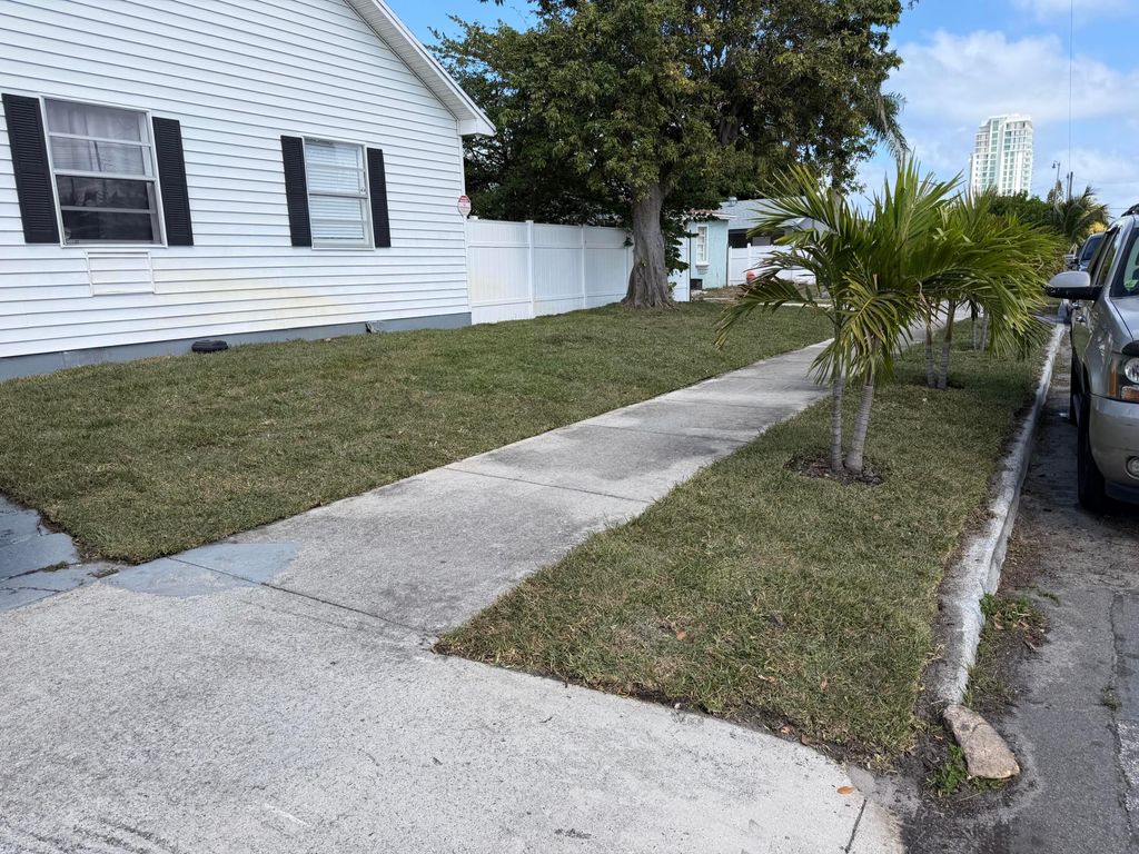Photo of 631 46th Street, West Palm Beach, FL 33407 (MLS # B26018905)
