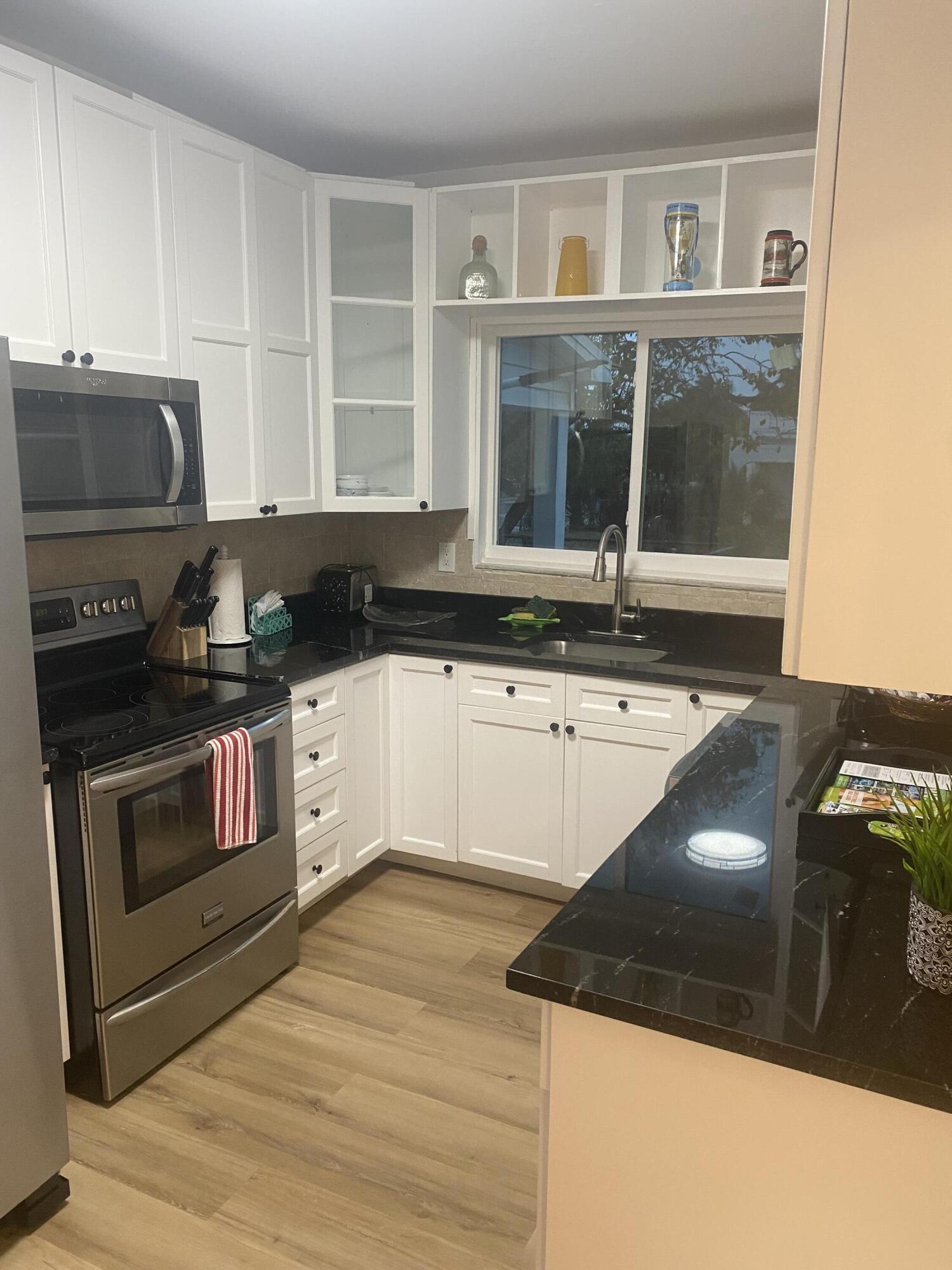 NORTH PALM BCH 2 - Residential