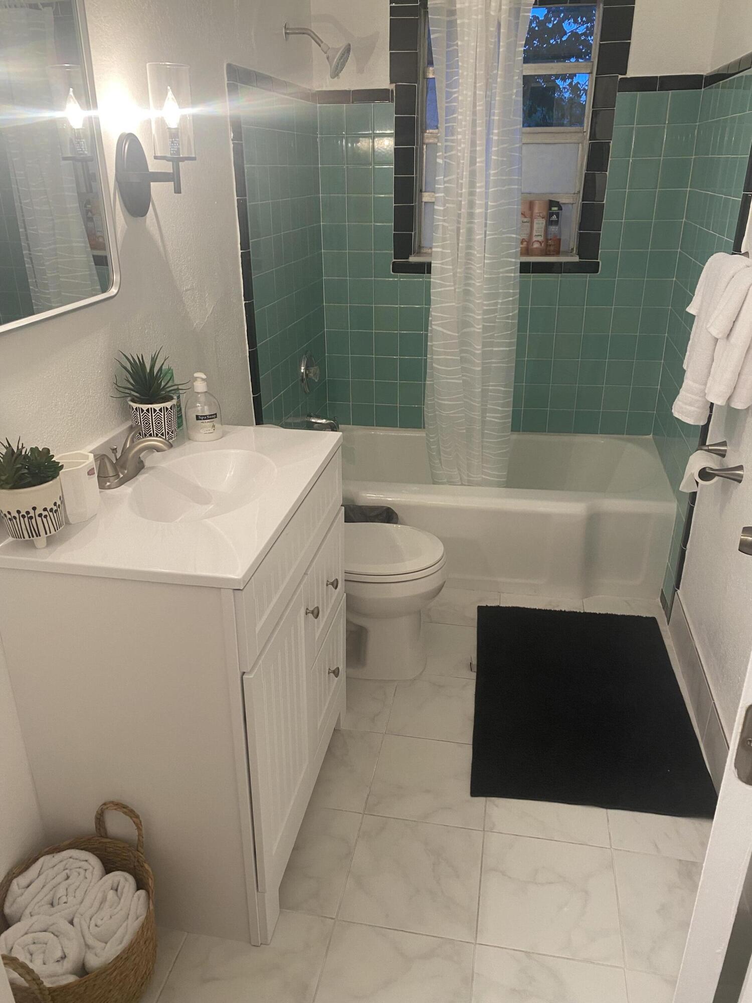 NORTH PALM BCH 2 - Residential