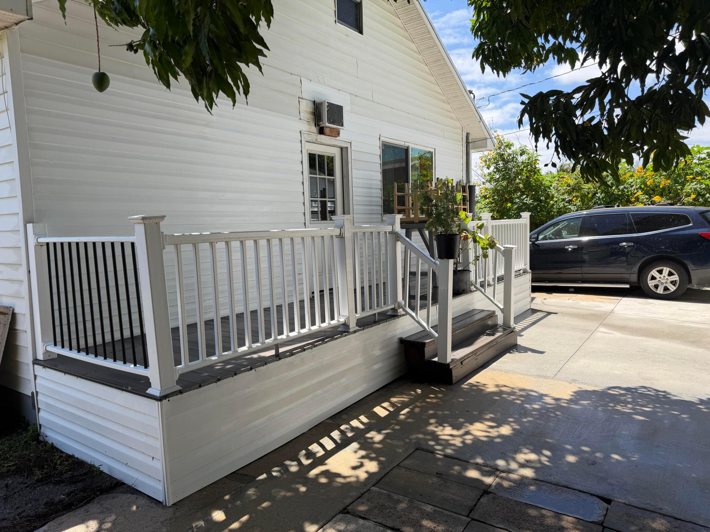 NORTH PALM BCH 2 - Residential