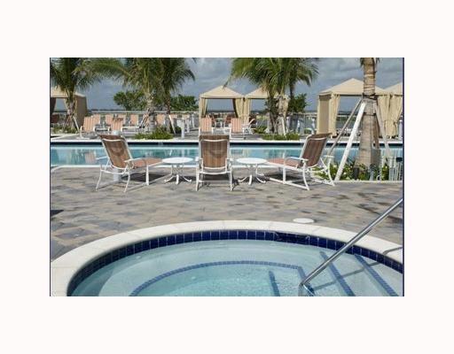 300 S Australian Avenue 810