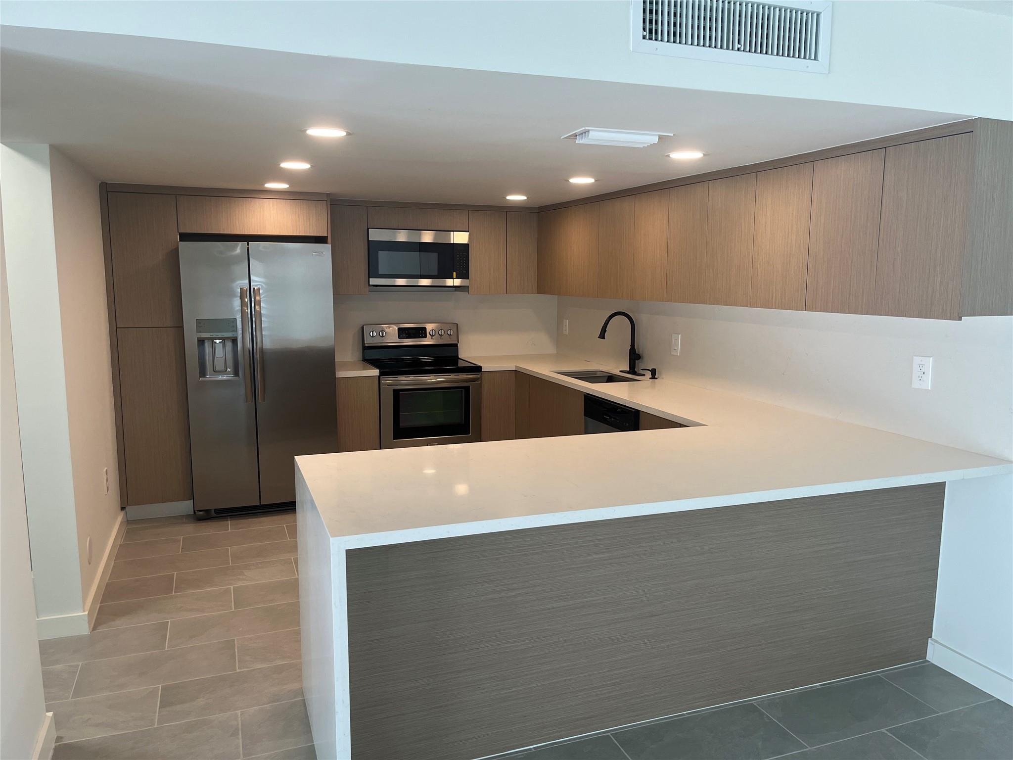 506 NW 98th Ave