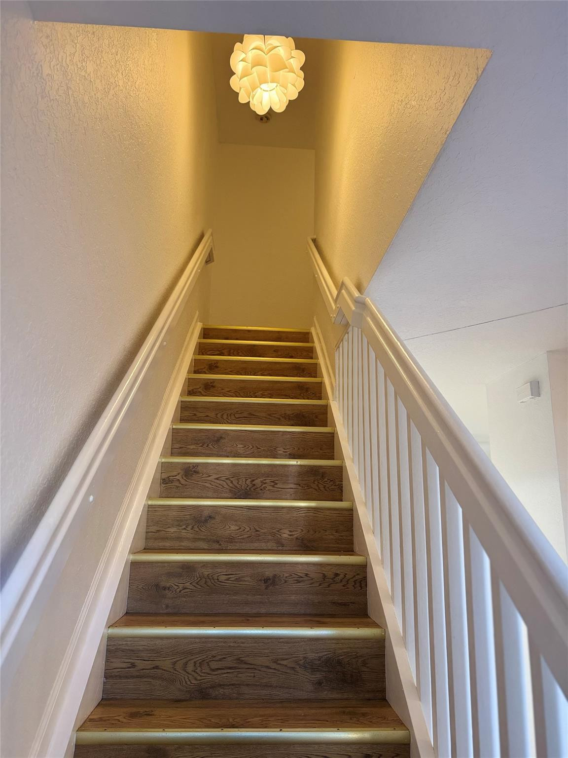 pines bay - Residential